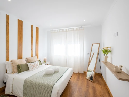 Villa Gaeiras, 2 bedrooms, 4 persons - photo_1011865794988