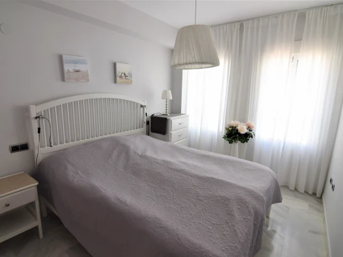 Apartment Nerja, 2 bedrooms, 4 persons - photo_1011865818057
