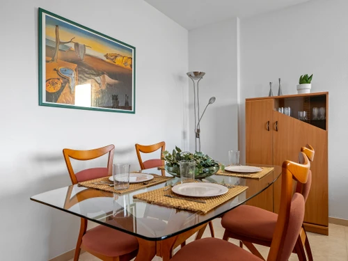 Apartamento La Pineda, 2 dormitorios, 6 personas - photo_1011865831994