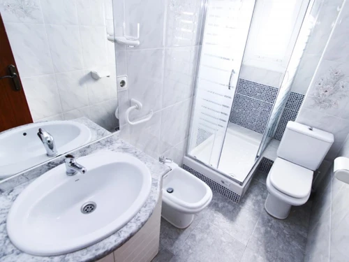 Apartamento La Pineda, 3 dormitorios, 6 personas - photo_1011865842224