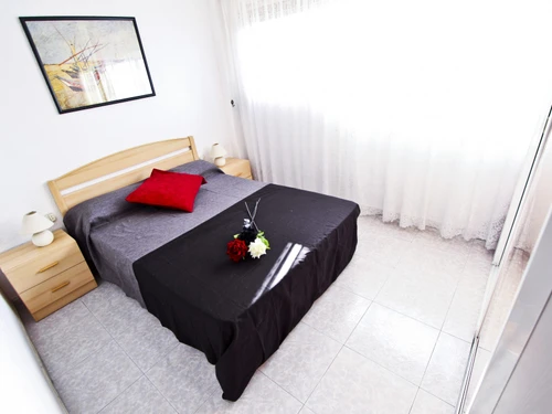 Apartamento La Pineda, 3 dormitorios, 6 personas - photo_1011865842224