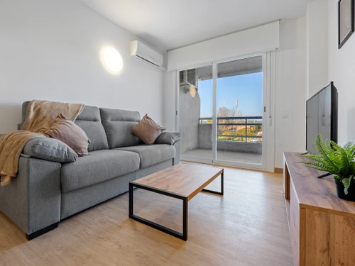 Apartamento La Pineda, 2 dormitorios, 6 personas - photo_1011865850984