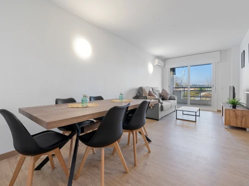 Apartamento La Pineda, 2 dormitorios, 6 personas - photo_1011865850984