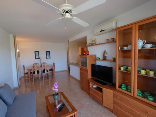 Apartamento La Pineda, 2 dormitorios, 6 personas - photo_1011865853371