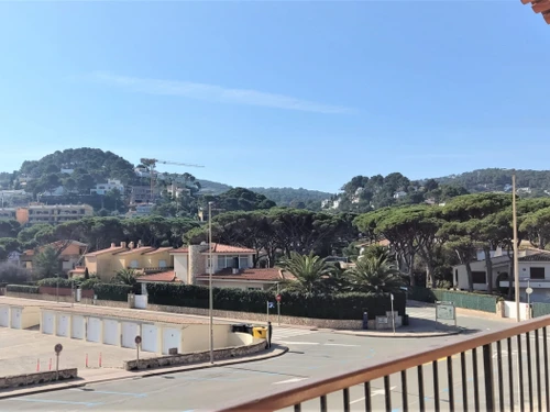 Apartment Pals, 2 bedrooms, 5 persons - photo_1011865857069