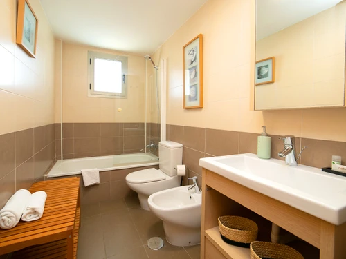 Ferienwohnung Calp, 2 Schlafzimmer, 4 Personen - photo_1011865861510