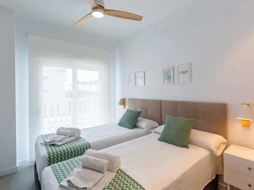 Apartment Motril, 3 bedrooms, 8 persons - photo_1011865875908