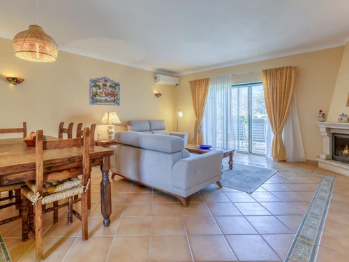 Appartement Estômbar, 4 pièces, 6 personnes - photo_1011865886525