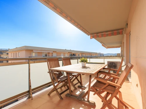 Apartamento La Pineda, 2 dormitorios, 5 personas - photo_1011865898798