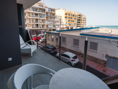 Apartamento Torrevieja, 2 dormitorios, 4 personas - photo_1011865917161