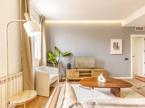 Apartment Madrid, 3 bedrooms, 6 persons - photo_1011865920823