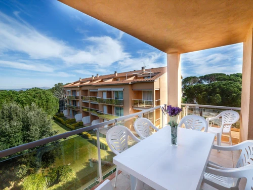 Apartment Pals, 4 bedrooms, 8 persons - photo_1011865953709