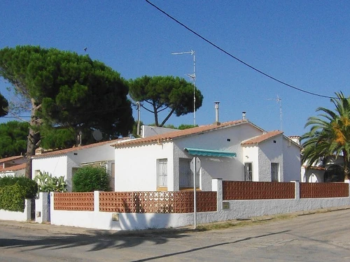 Villa L'Escala, 2 bedrooms, 4 persons - photo_1011865959730