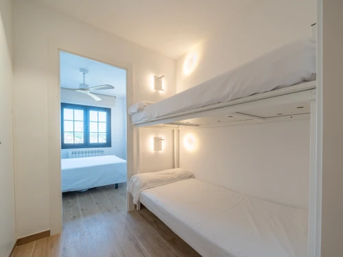 Apartamento L'Escala, 2 dormitorios, 6 personas - photo_1011866029285