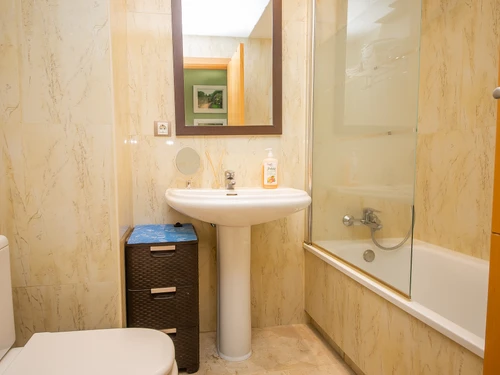 Apartment Manilva, 2 bedrooms, 4 persons - photo_1011866031940