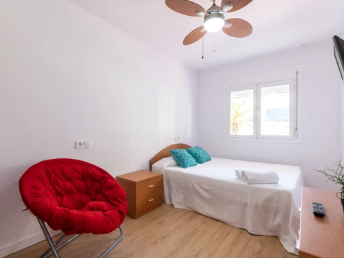 Apartamento La Pineda, 3 dormitorios, 8 personas - photo_1011866039755