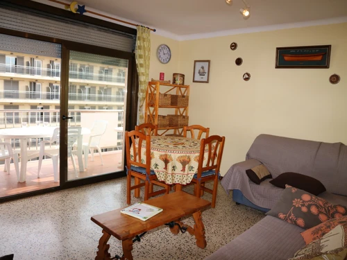 Apartment Roses, 2 bedrooms, 4 persons - photo_1011866047968