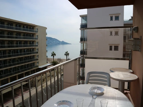 Apartment Roses, 2 bedrooms, 4 persons - photo_1011866047968