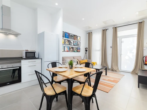 Apartment Valencia, 2 bedrooms, 6 persons - photo_1011866066717