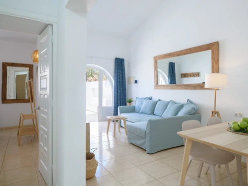 Apartment Puerto del Carmen, 2 bedrooms, 4 persons - photo_1011866071871