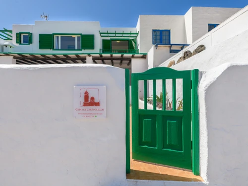 Apartamento  Famara, 2 dormitorios, 4 personas - photo_1011866083205