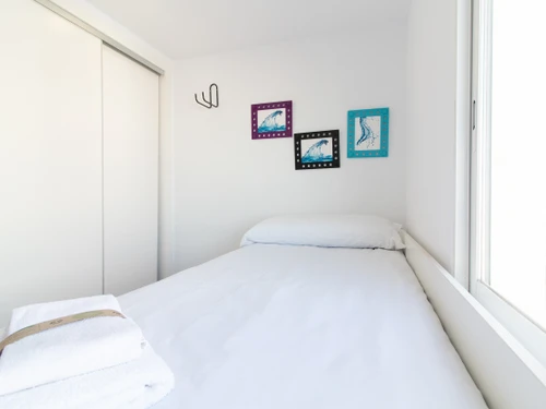 Ferienwohnung Port de Sagunt, 3 Schlafzimmer, 4 Personen - photo_1011866092426