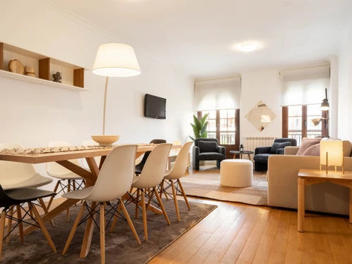 Apartment Madrid, 3 bedrooms, 8 persons - photo_1011866094332
