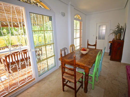 Bungalow El Campello, 4 Schlafzimmer, 9 Personen - photo_1011866108576