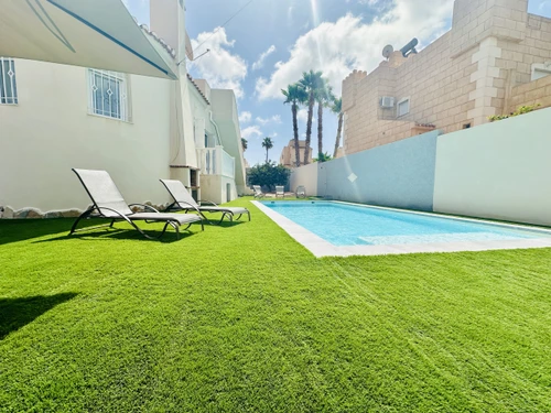 Villa Torrevieja, 3 Schlafzimmer, 8 Personen - photo_1011866121950