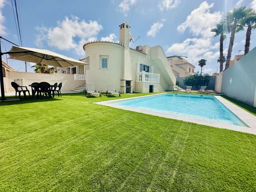 Villa Torrevieja, 3 Schlafzimmer, 8 Personen - photo_1011866121950