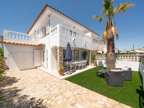 Villa L'Escala, 3 bedrooms, 6 persons - photo_1011866124936