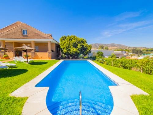 Villa Alhaurín de la Torre, 4 dormitorios, 10 personas - photo_1011866129940
