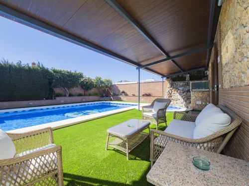 Villa Alhaurín de la Torre, 4 bedrooms, 8 persons - photo_1011866138985