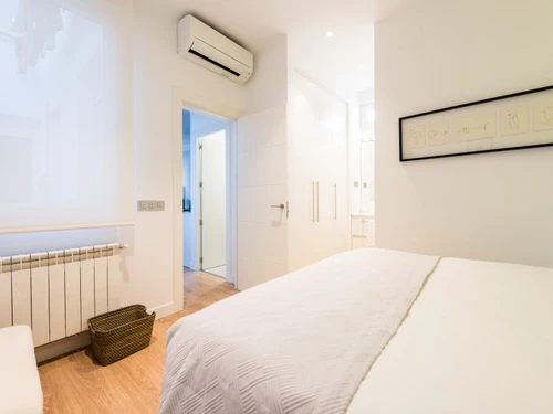 Apartment Madrid, 1 bedroom, 2 persons - photo_1011866143036