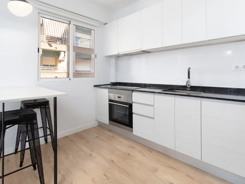 Apartment Valencia, 2 bedrooms, 4 persons - photo_1011866161757