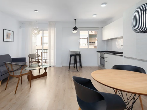 Apartment Valencia, 2 bedrooms, 4 persons - photo_1011866161757