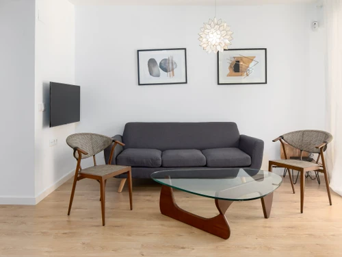 Apartment Valencia, 2 bedrooms, 4 persons - photo_1011866161757