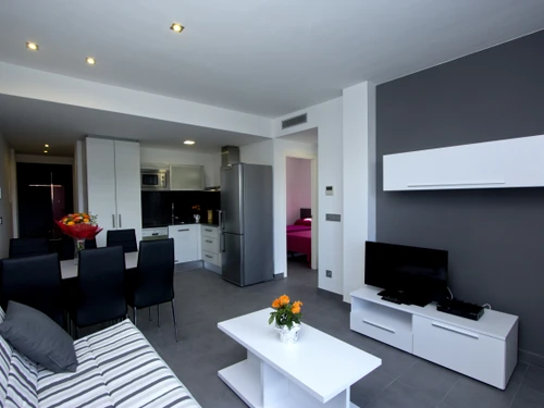 Apartamento Roses, 2 dormitorios, 6 personas - photo_1011866165779