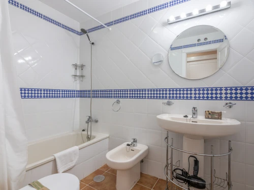 Apartment Punta del Moral, 2 bedrooms, 5 persons - photo_1011866166360