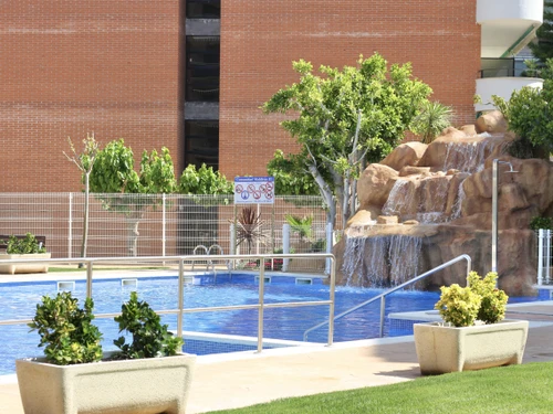 Apartamento La Pineda, 2 dormitorios, 6 personas - photo_1011866166505