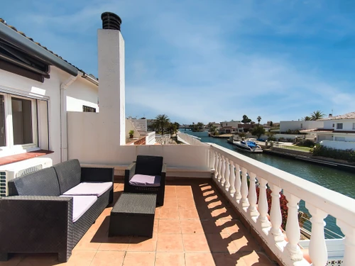 Villa Ampuriabrava, 3 dormitorios, 6 personas - photo_1011866192934