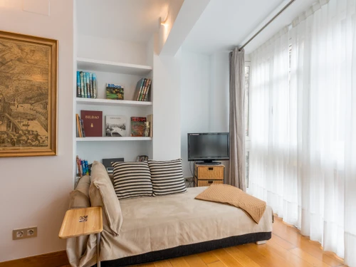 Apartment Bilbao, 1 bedroom, 2 persons - photo_1011866197787