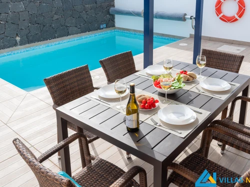 Villa Playa Blanca, 2 bedrooms, 4 persons - photo_1011866207977