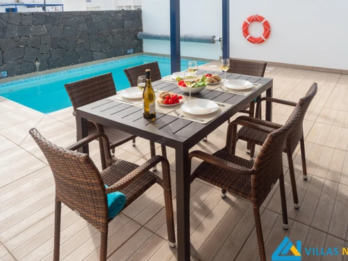 Villa Playa Blanca, 2 bedrooms, 4 persons - photo_1011866207977