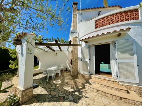 Villa L'Ampolla, 3 bedrooms, 8 persons - photo_1011866232544