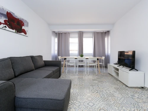 Apartment Salou, 4 bedrooms, 10 persons - photo_1011866255052