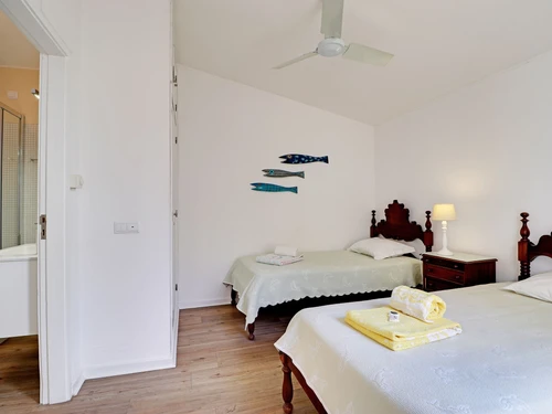 Villa Quarteira-Vilamoura, 4 pièces, 6 personnes - photo_1011866255797