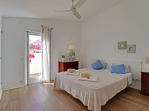 Villa Quarteira-Vilamoura, 4 pièces, 6 personnes - photo_1011866255797