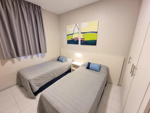 Apartamento La Pineda, 2 dormitorios, 6 personas - photo_1011866257357