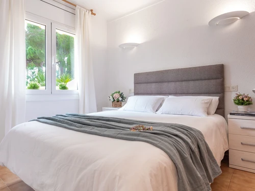 Apartamento L'Escala, 2 dormitorios, 4 personas - photo_1011866264822